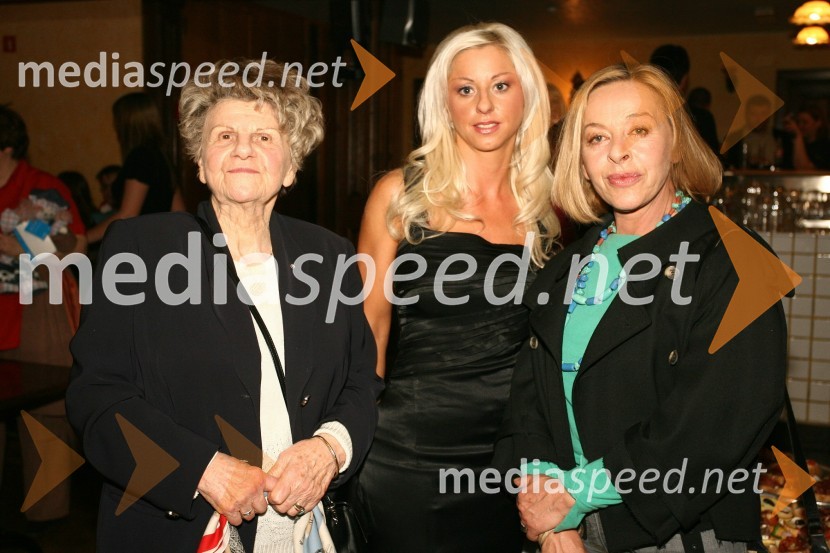 Zora Tomič, predsednica UNICEF-a, Tanja Vrbnjak in Milena Župančič, igralka in ambasadorka UNICEF-aDobrodelni koncert UNICEF