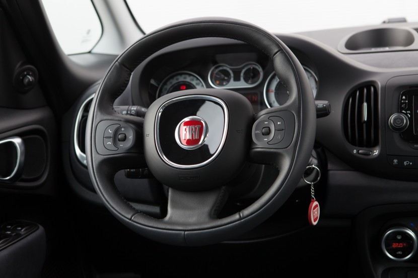 Fiat 500L Living 1.3 Multijet II 16v Duologic Lounge, notranjostFiat 500L Living 1.3 Multijet II 16v Duologic Lounge, mediaspeed test