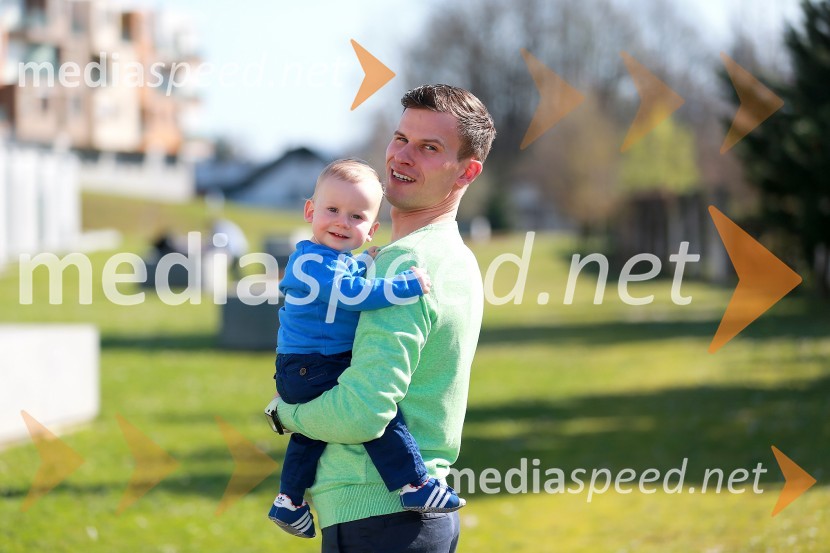  Felix Žagar;  Matej Žagar, speedwayistMatej Žagar z družino