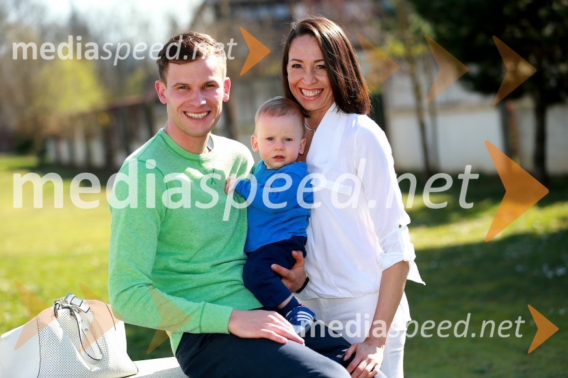  Matej Žagar, speedwayist;  Felix Žagar;  Aleksandra KozłowskaMatej Žagar z družino