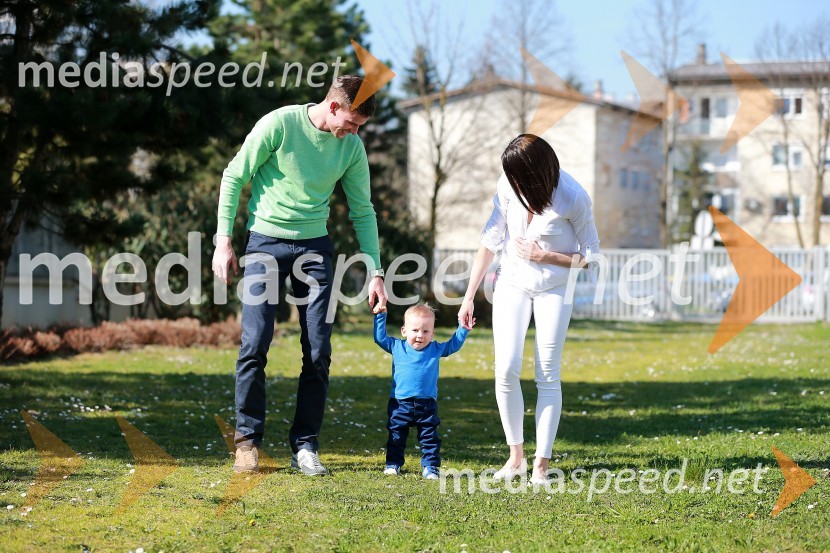  Matej Žagar, speedwayist;  Felix Žagar;  Aleksandra KozłowskaMatej Žagar z družino