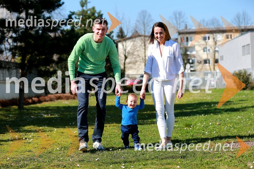  Matej Žagar, speedwayist;  Felix Žagar;  Aleksandra KozłowskaMatej Žagar z družino