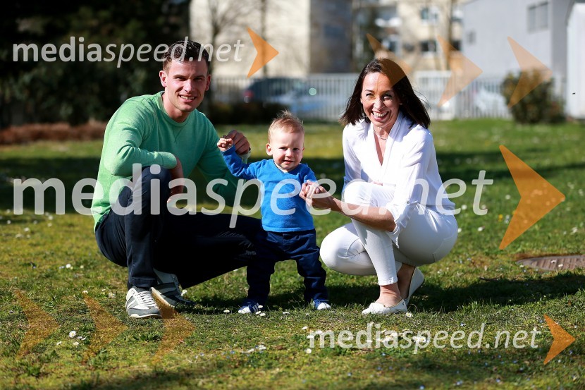  Matej Žagar, speedwayist;  Felix Žagar;  Aleksandra KozłowskaMatej Žagar z družino