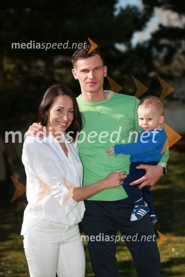  Aleksandra Kozłowska;  Matej Žagar, speedwayist;  Felix ŽagarMatej Žagar z družino