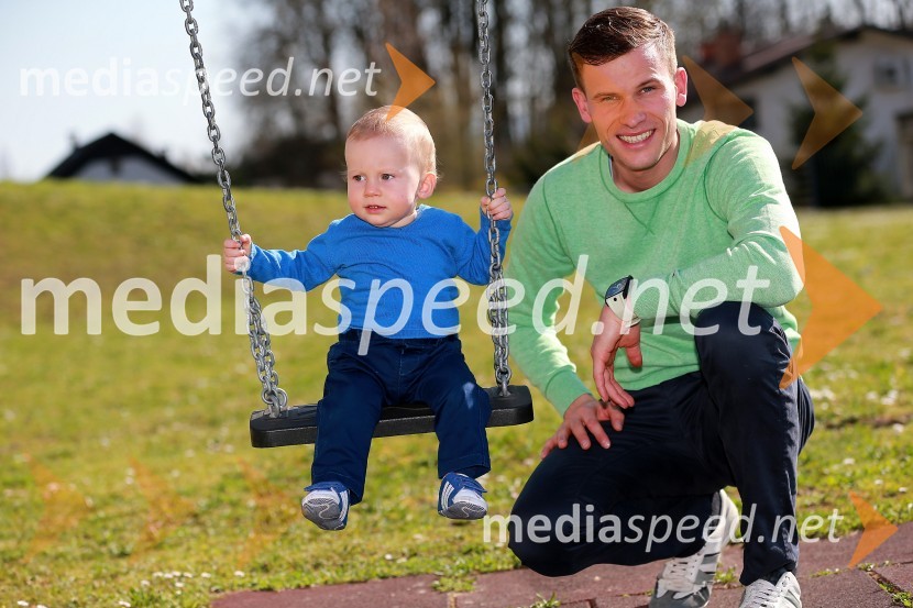  Felix Žagar;  Matej Žagar, speedwayistMatej Žagar z družino