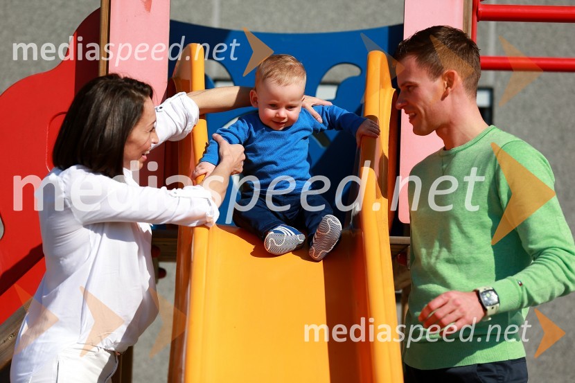  Aleksandra Kozłowska;  Felix Žagar;  Matej Žagar, speedwayistMatej Žagar z družino
