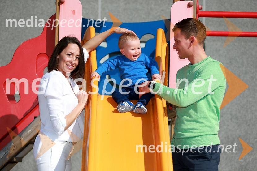  Aleksandra Kozłowska;  Felix Žagar;  Matej Žagar, speedwayistMatej Žagar z družino