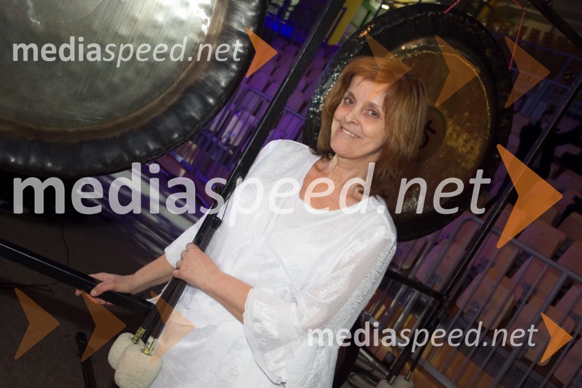  Tea SmonkerArt-down-up, dobrodelni koncert