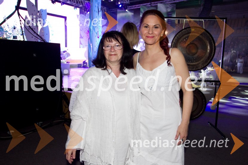  Jelka Klun;  Sergeja  GreglArt-down-up, dobrodelni koncert