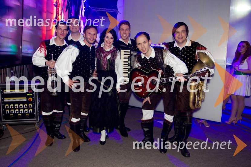 Ansambel Saša AvsenikaArt-down-up, dobrodelni koncert