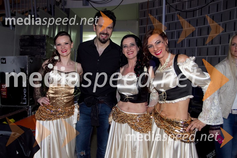  Roberta Černeka;  Petar Grašo, pevec;  Majda MIkac;  Vladka VöröšArt-down-up, dobrodelni koncert