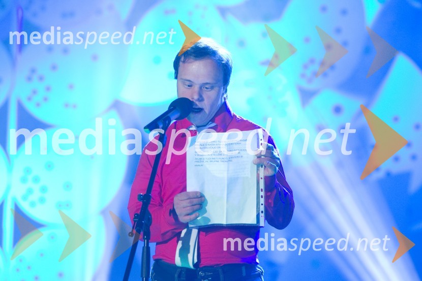  Blaž KužnikArt-down-up, dobrodelni koncert