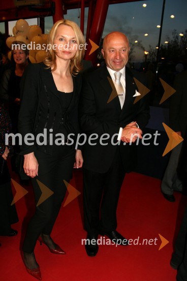 Milena Kramar, direktorica Zdravstvenega doma Novo mesto in Adolf Zupan, nekdanji direktor Zavarovalnice TiliaRazglasitev naj meščanke in naj meščana Novega mesta