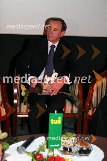 Jože Colarič, predsednik uprave Krka d.d. in Naj meščan Novega mesta 2006Razglasitev naj meščanke in naj meščana Novega mesta