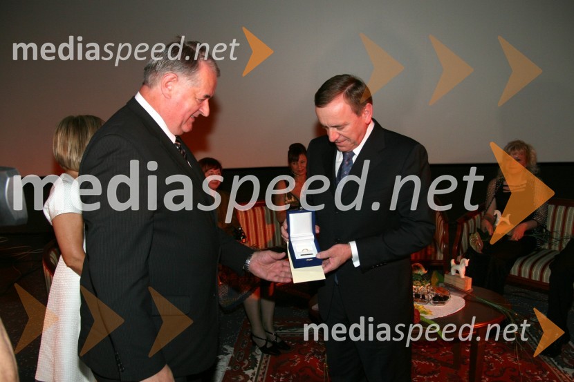 Alojz Muhič, župan Novega mesta in Jože Colarič, predsednik uprave Krka d.d. in Naj meščan Novega mesta 2006Razglasitev naj meščanke in naj meščana Novega mesta