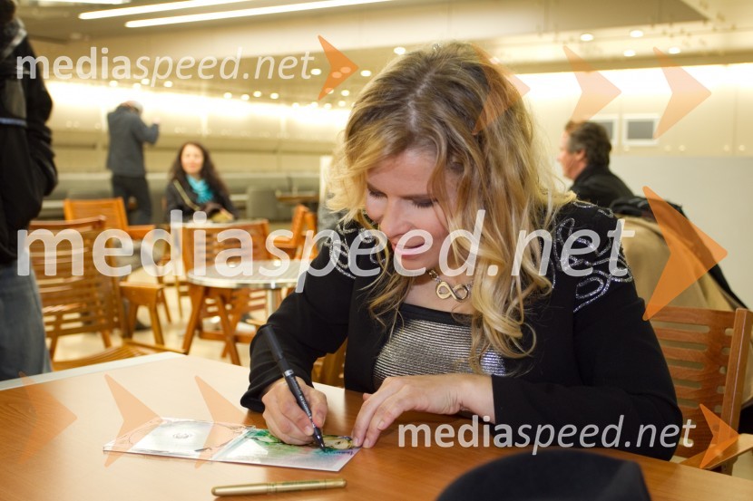  Anika Horvat, pevkaAnika Horvat in Klemen Klemen, koncert