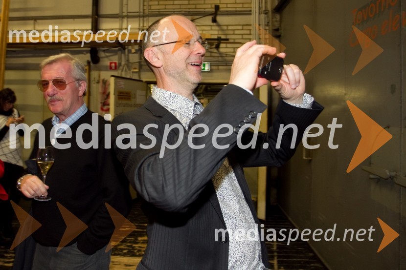  Lojze  Krajnčan, dirigent Big Banda RTV Slovenija Anika Horvat in Klemen Klemen, koncert