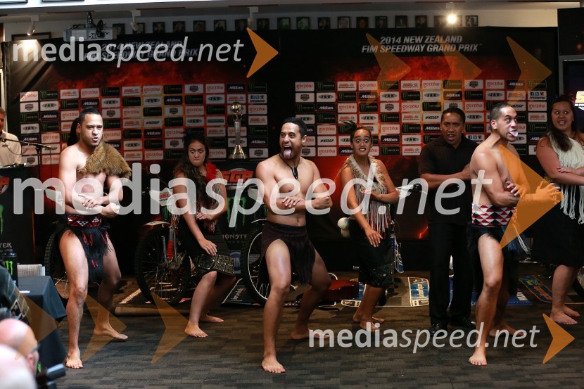 MaoriSpeedway GP 2014, VN Nova Zelandija, uradna predstavitev voznikov in prvi prosti trening