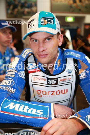  Matej Žagar, speedwayist (Slovenija)Speedway GP 2014, VN Nova Zelandija, uradna predstavitev voznikov in prvi prosti trening