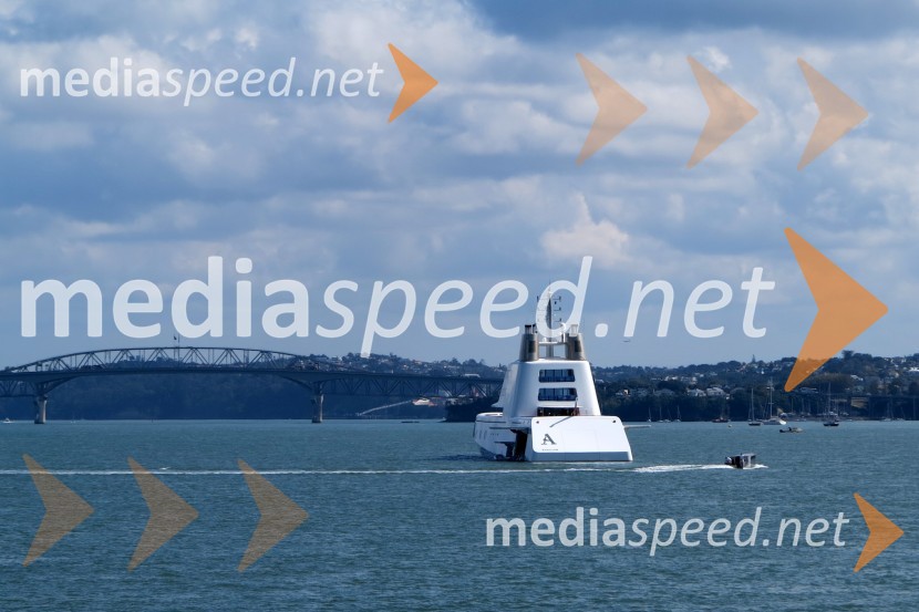 M/Y A, luksuzna jahtaM/Y A, luksuzna jahta