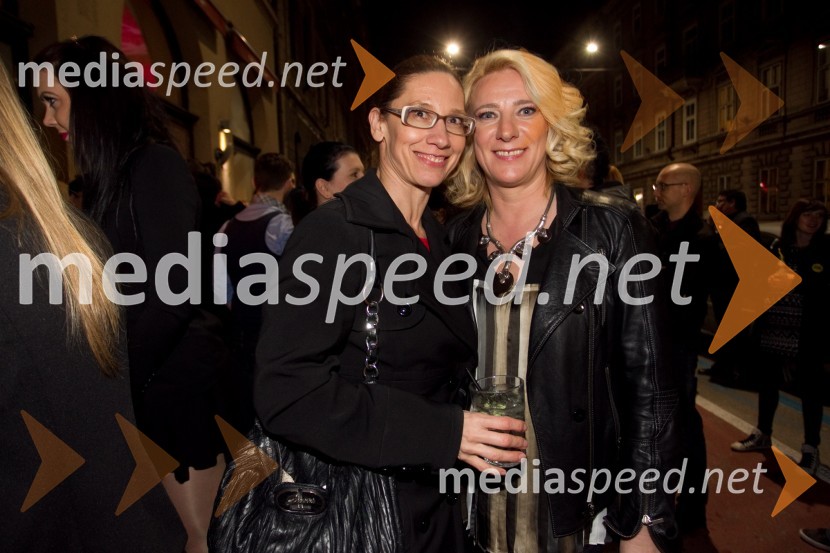  Katja Mlakar, agencija Avi;  Urška Alič Flajnik, direktorica Špas teatraČista norišnica, premiera komedije
