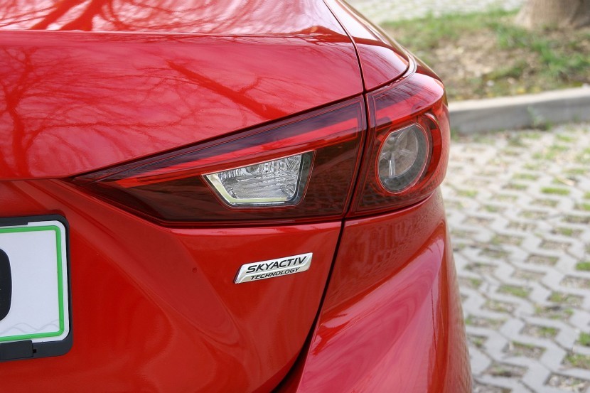 Mazda3 G120 Revolution, SkyActive tehnologijaMazda3 CD150 Revolution Top in Mazda3 G120 Revolution, mediaspeed test