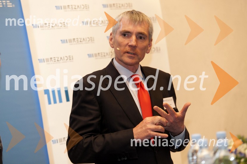  Sandi Češko, predsednik upravnega odbora Studio Moderna d.o.o.Mreža idej: konferenca Marčeve ide