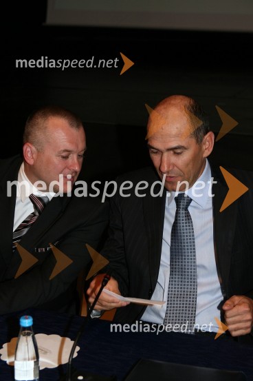 Franc Kangler, mariborski župan in Janez Janša, predsednik Vlade Republike SlovenijeSrečanje Vlade RS s politiki in gospodarstveniki Podravja