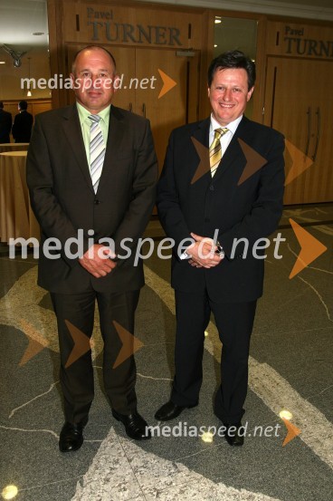 Milan Mikl, mestni svetnik SDS in Gregor Pivec, direktor Splošne bolnišnice MariborSrečanje Vlade RS s politiki in gospodarstveniki Podravja