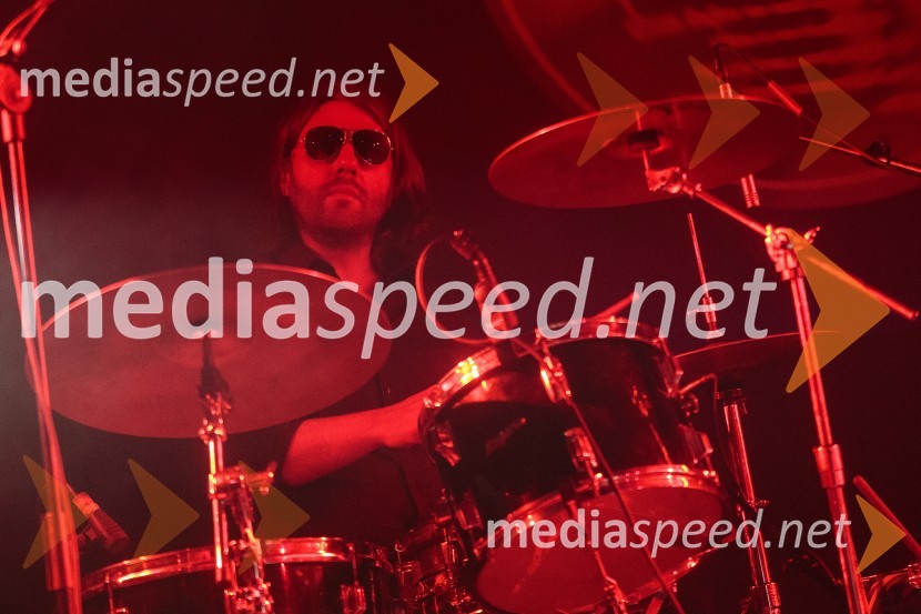  Berko  Muratović , glasbenik, član skupine Jinx20 let skupine Jinx, koncert v Cvetličarni