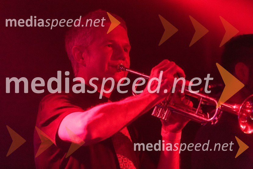  Igor Pavlica, glasbenik, član skupine Jinx20 let skupine Jinx, koncert v Cvetličarni