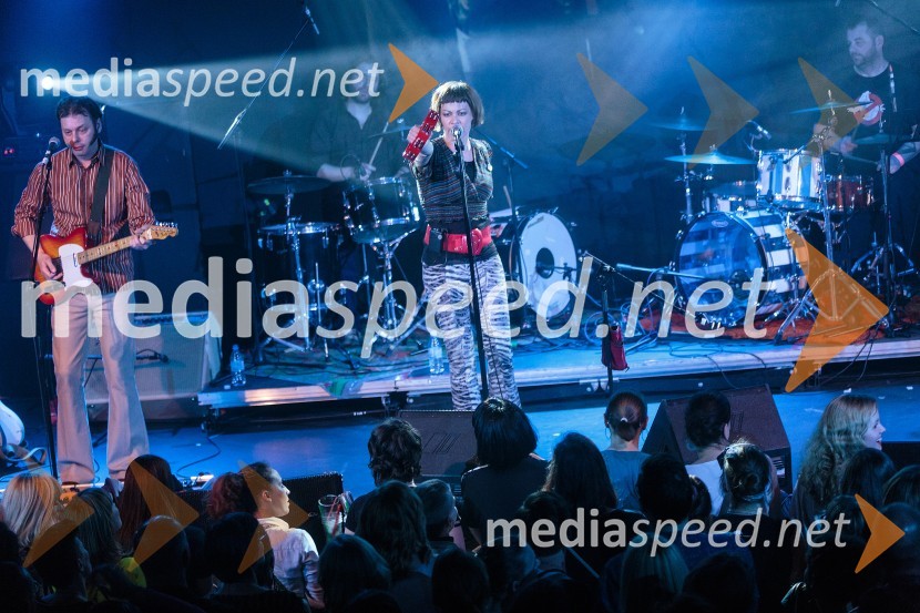  Gordan  Muratović  - Coco Mosquito, glasbenik, član skupine Jinx;  Jadranka Ivaniš – Yaya, pevka skupine Jinx20 let skupine Jinx, koncert v Cvetličarni