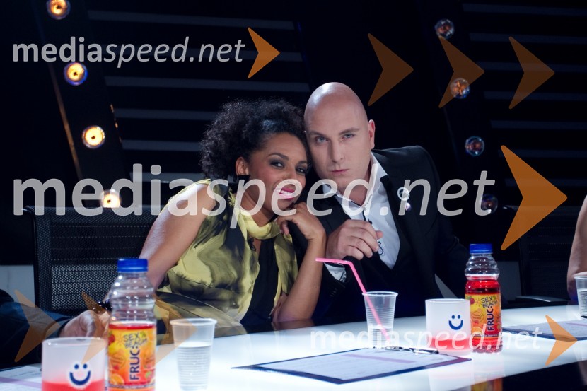  Irena Yebuah Tiran, operna pevka;  Boštjan Gombač, glasbenikZnan obraz ima svoj glas