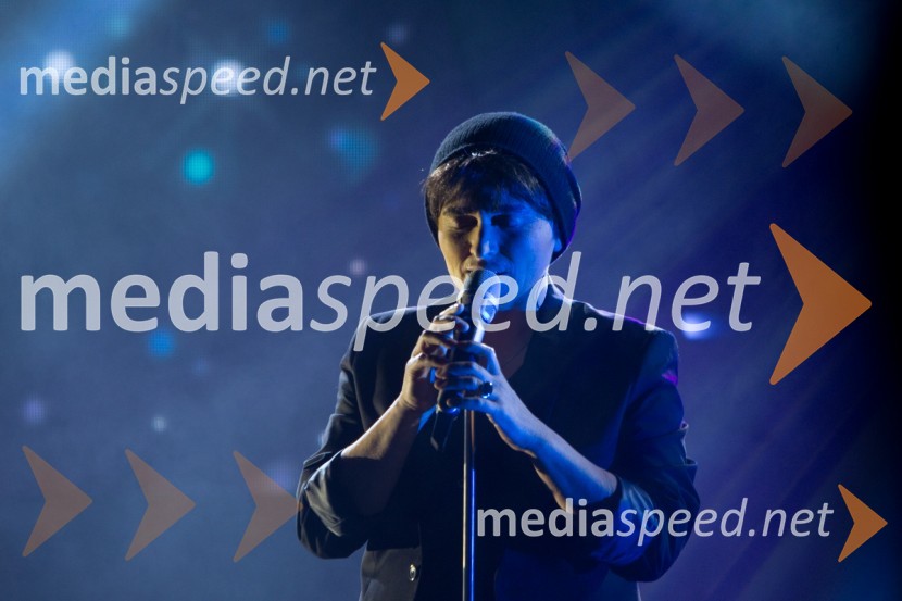  Natalija Kolšek, pevkaZnan obraz ima svoj glas