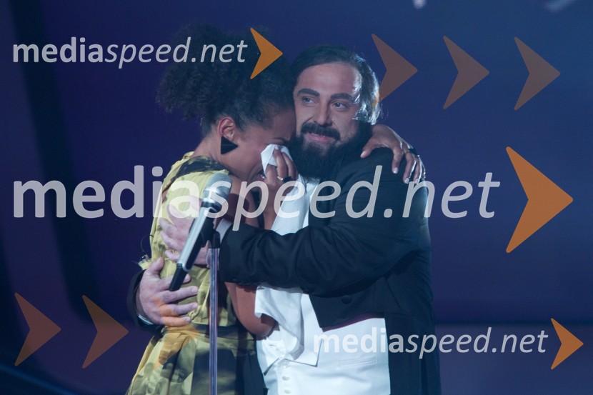  Tomaž  Ahačič, pevecZnan obraz ima svoj glas