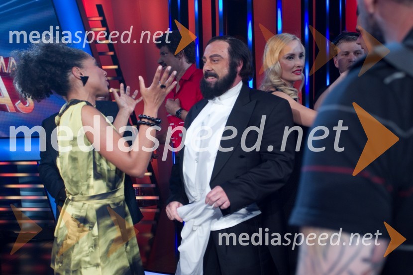  Irena Yebuah Tiran, operna pevka;  Tomaž  Ahačič, pevecZnan obraz ima svoj glas