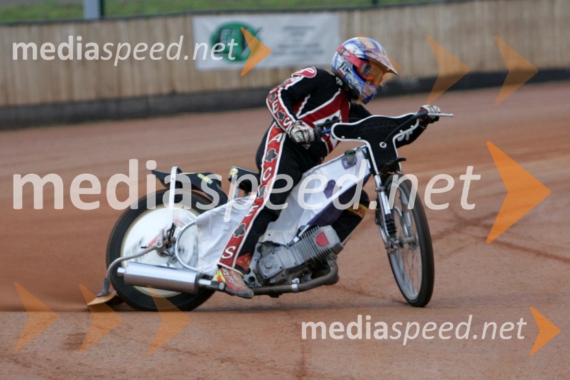 Prvi krog pod reflektorji: Artur Horvat, nekdanji uspešen voznik ST Lendava, 1 krat državni prvak Jugoslavije med posameznikiSPEEDWAY, 8. Zlata čelada