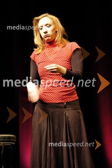Mojca Funkl, igralka5 žensk.com -  250. ponovitev predstave