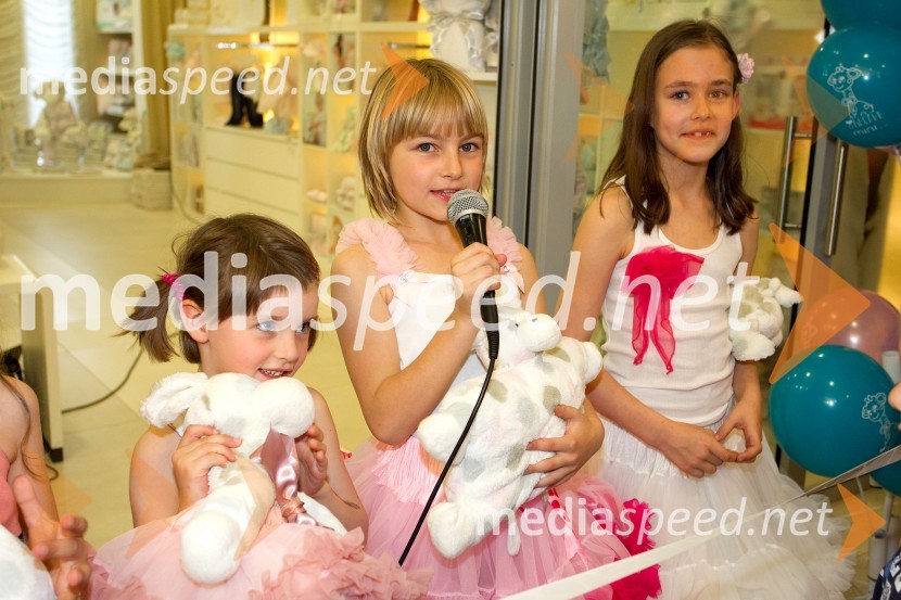 Otvoritev kotička Little Giraffe v blagovnici MaxiOtvoritev kotička Little Giraffe v blagovnici Maxi