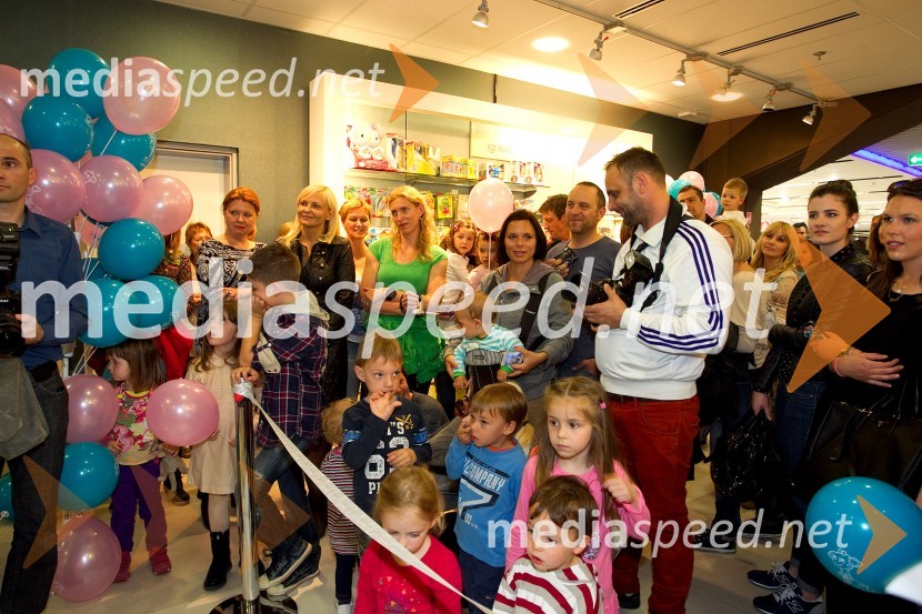 Otvoritev kotička Little Giraffe v blagovnici MaxiOtvoritev kotička Little Giraffe v blagovnici Maxi