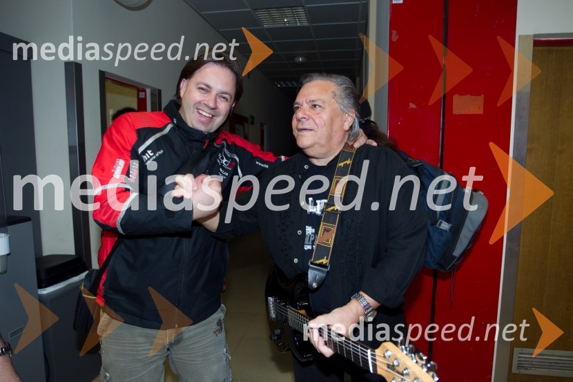  Matjaž Sterže, kitarist;  Marijan Maliković, kitaristŠTOS - 35 let, obletnica oddaje z Draganom Buličem