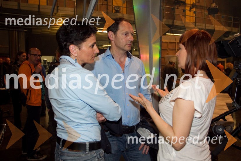  Andreja Potrebuješ;  Jože Potrebuješ, Čuki;  Sendi ..., pevkaŠTOS - 35 let, obletnica oddaje z Draganom Buličem