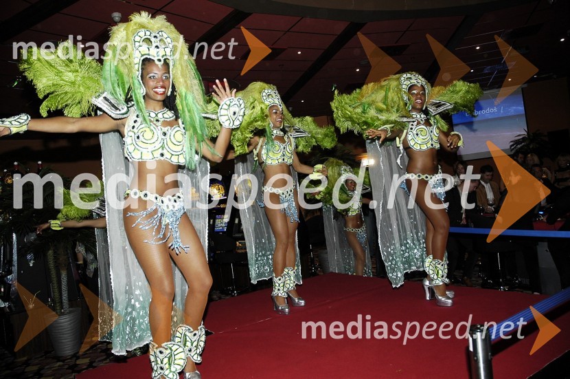 PlesalkeOtvoritev Casino Rio v areni Vodafone