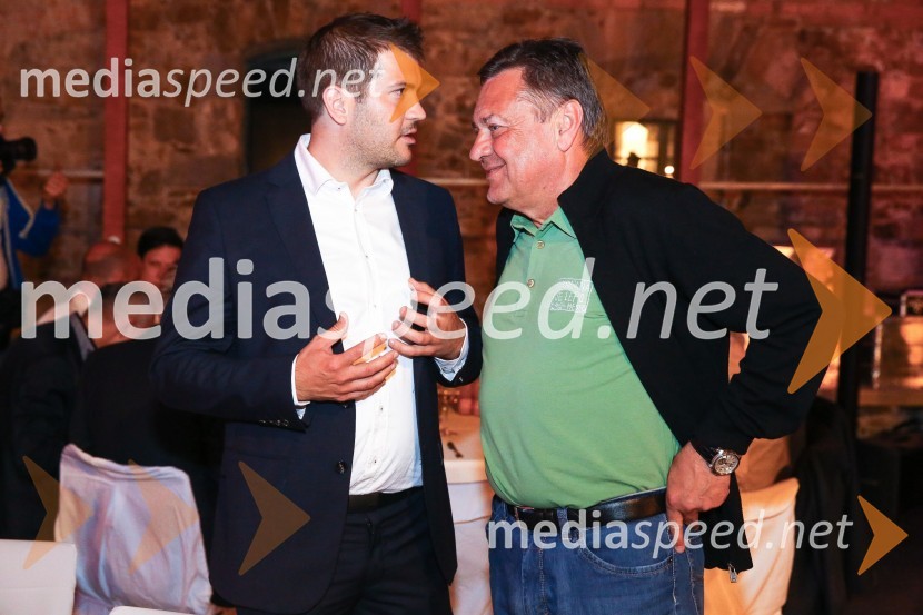  Miha Lobnik, sociolog;  Zoran Janković, župan MOL, predsednik PSPink week 2014, spremljanje izbora pesmi za evrovizijo