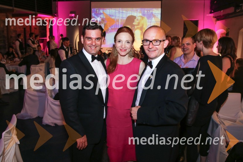  Matej Valenčič, Imperial Travel, luxuryslovenia.eu;  Mojca Mavec, voditeljica;  Matej Knific, luxuryslovenia.euPink week 2014, spremljanje izbora pesmi za evrovizijo