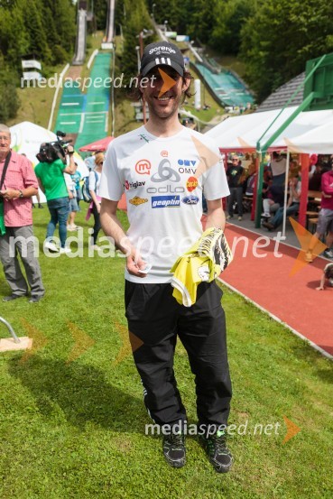  Primož Peterka, nekdanji smučarski skakalec, trener pomočnik ženske reperezentance v smučarskih skokihStari orli, tradicionalno srečanje skakalcev