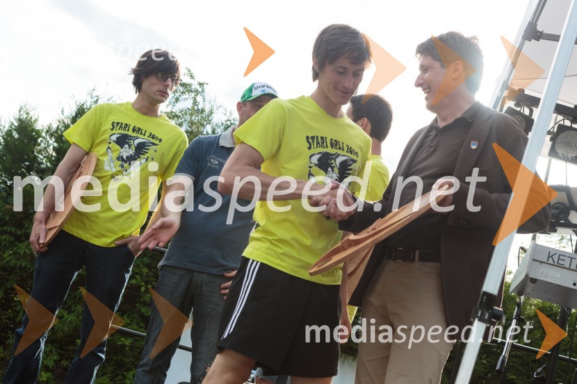  Peter  Prevc, smučarski skakalec; mag. Borut Sajovic, župan občine TržičStari orli, tradicionalno srečanje skakalcev