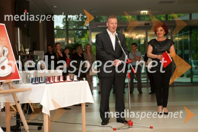  Igor Magdič, izvršni direktor Zdravilišče Radenci;  Tatjana Mijatović, slikarka6. Dosor likovna kolonija, otvoritev