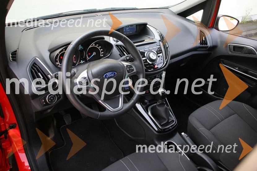 Ford B-MAX 1.6 TDCi Titanium (70 kW), notranjostFord B-MAX 1.6 TDCi Titanium (70 kW), mediaspeed test