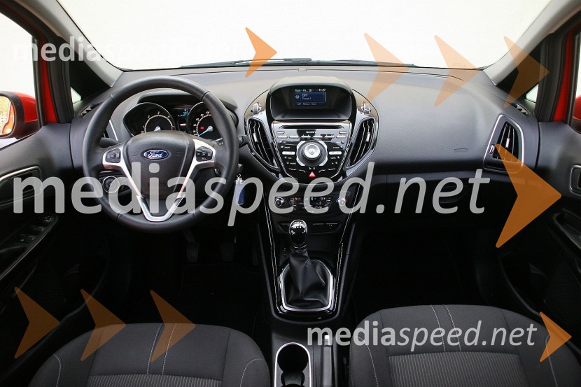 Ford B-MAX 1.6 TDCi Titanium (70 kW), notranjostFord B-MAX 1.6 TDCi Titanium (70 kW), mediaspeed test